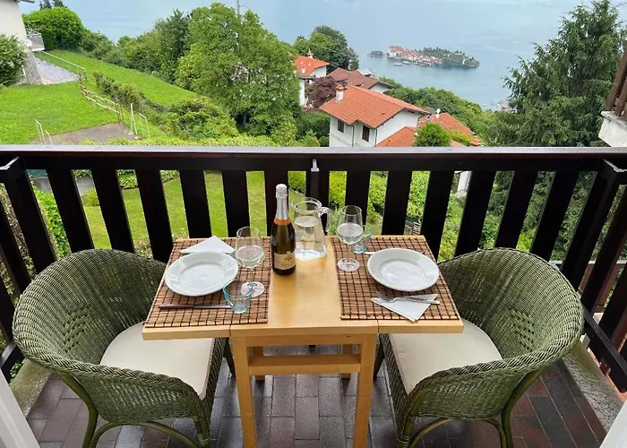 Casa Pinna Di Stresa Appartement Levo